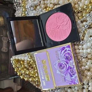Pat McGrath Divine Blush in the shade Cherish